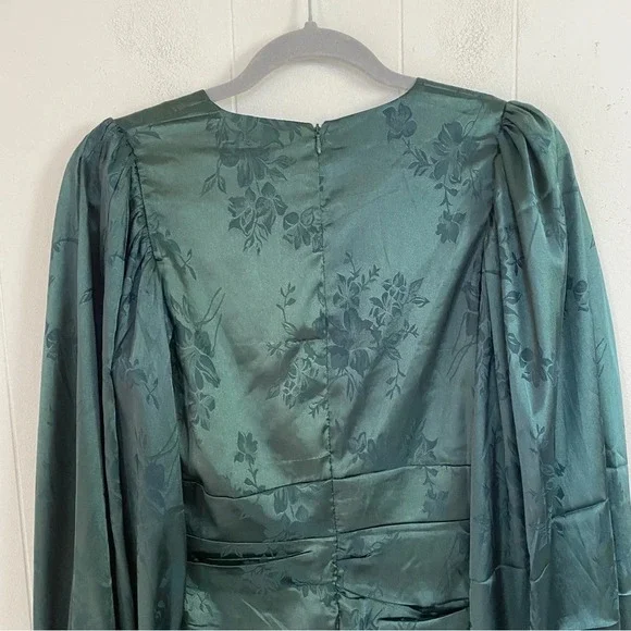 NWT Showpo RICHMOND JACQUARD FLORAL LONG SLEEVE RUCHED MINI DRESS GREEN SZ 4 - Picture 12 of 15